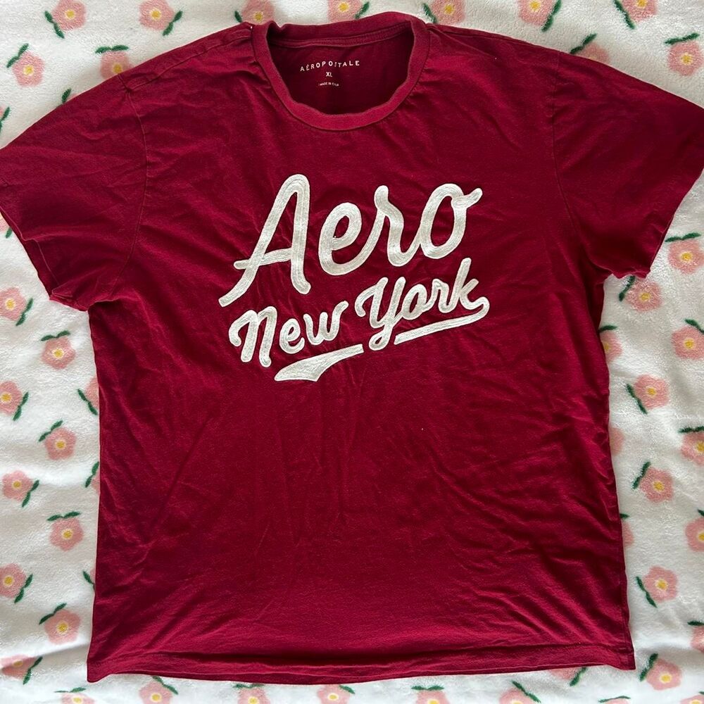 Aeropostale Men's Red and White T-shirt